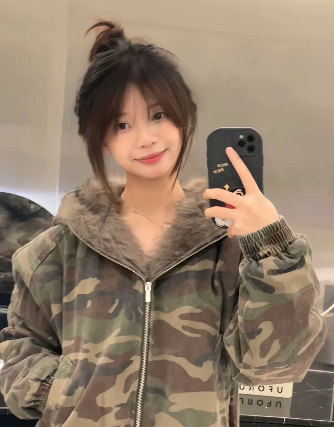 方圆脸最适合丸子头啦！