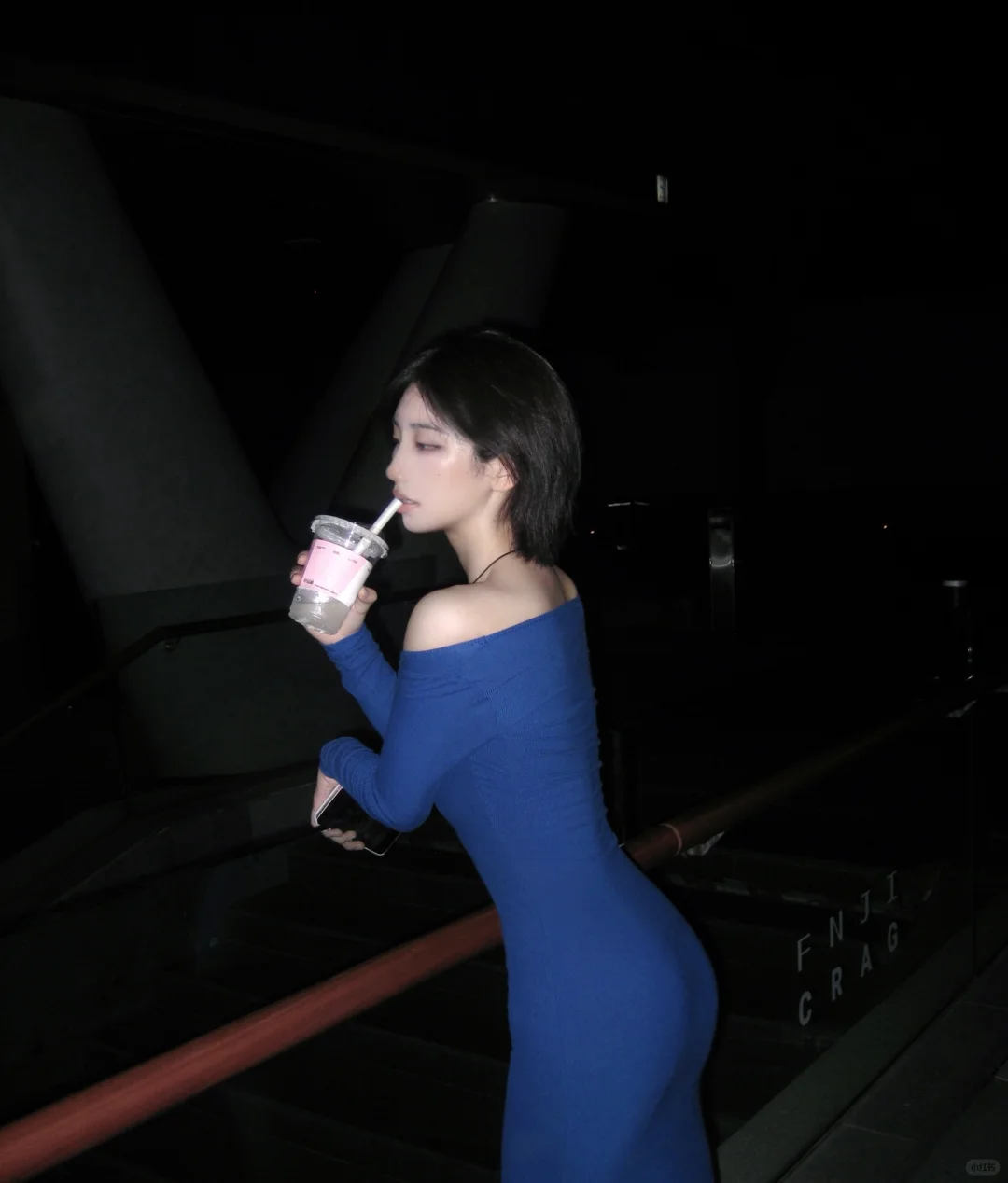 “你说蓝色是你最爱的颜色💙”