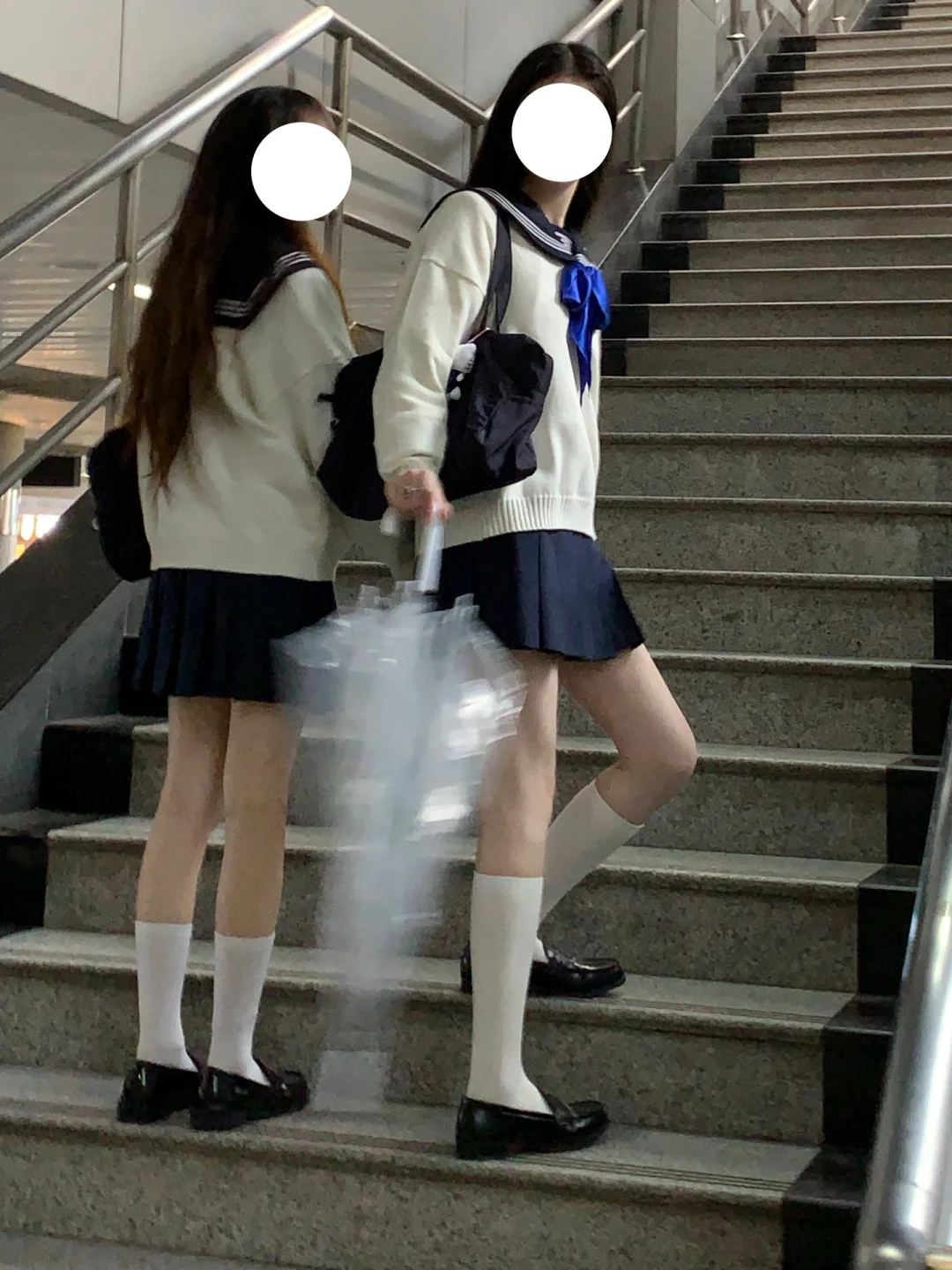 车站遇见等车的JK