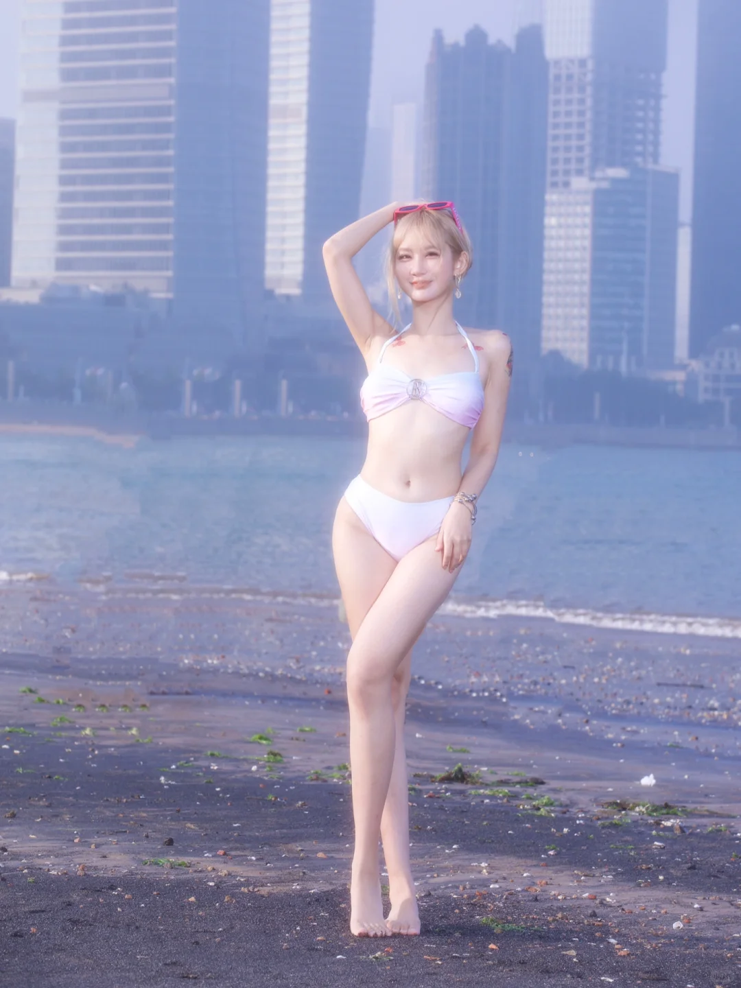 太喜欢海边啦！可以实现比基尼自由！