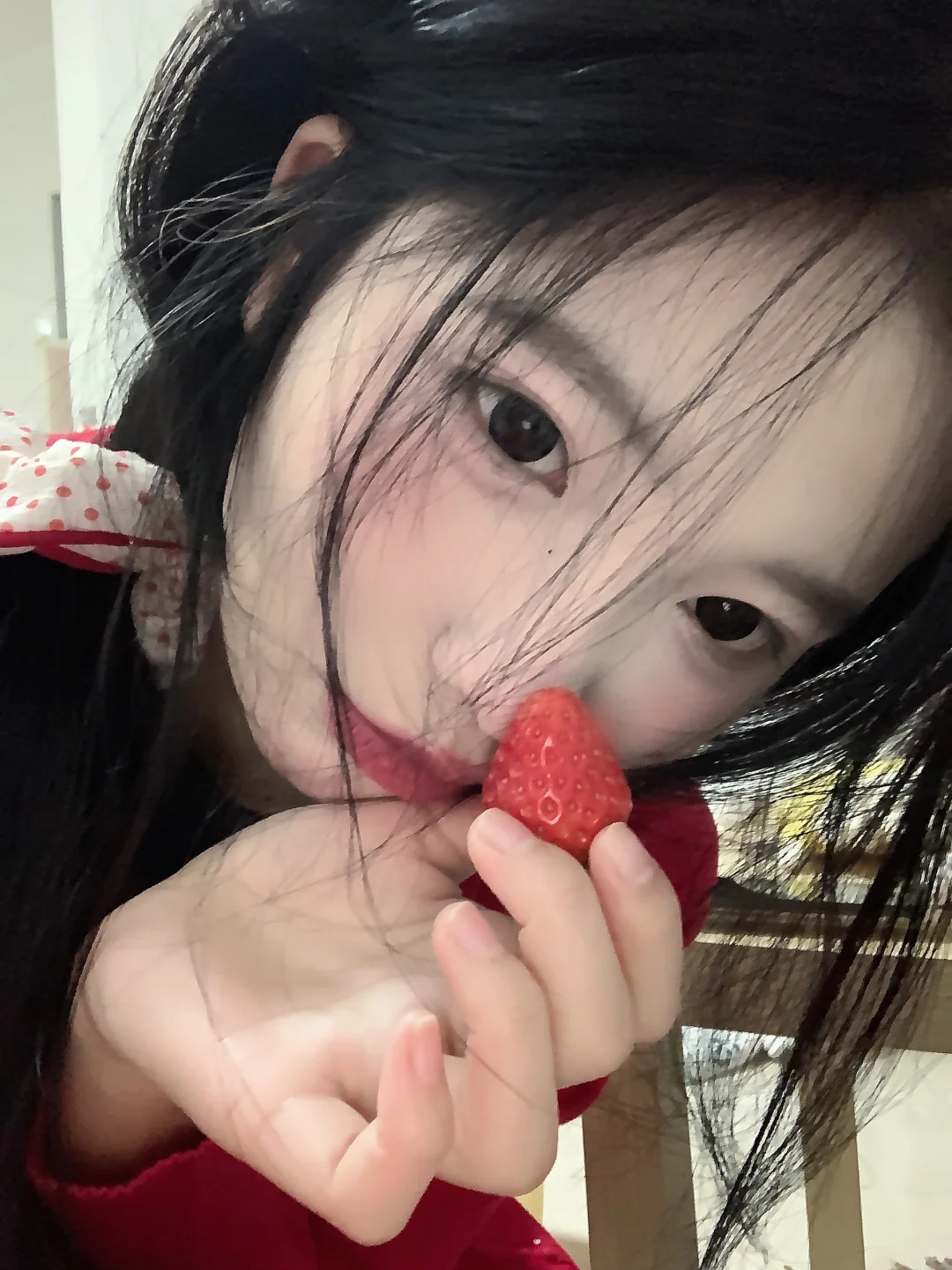 🍓( ˶´⚰︎`˵ )🍓