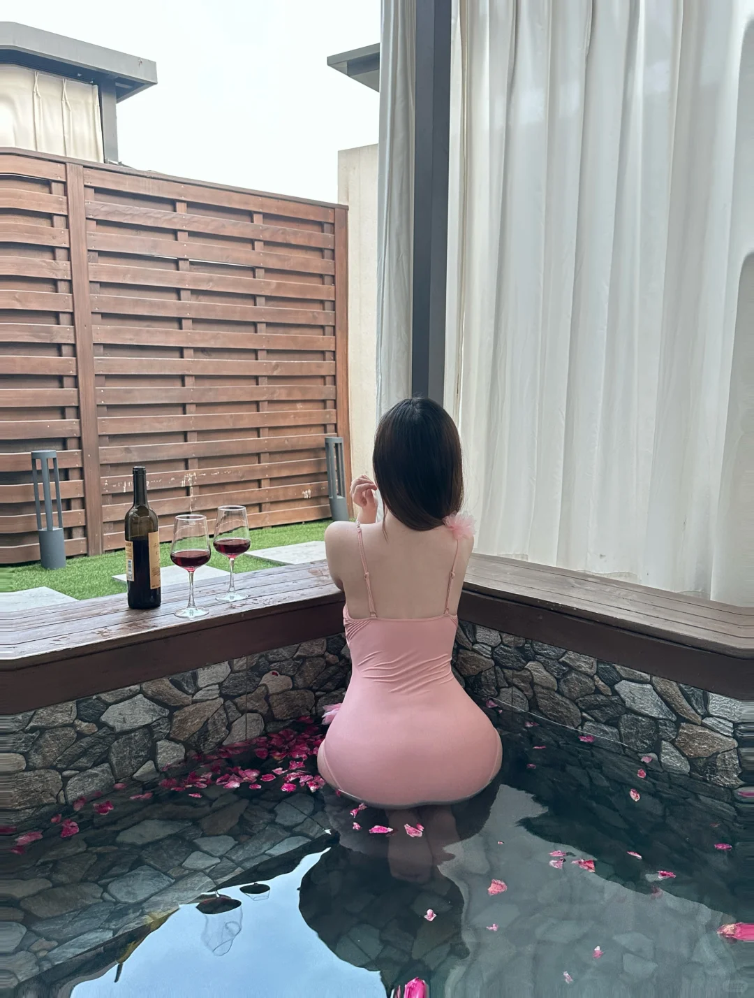小众泳衣小众温泉美美出片！