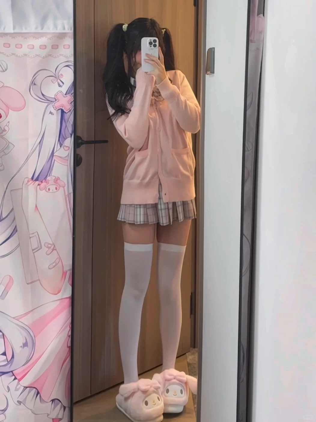 有人问我怎么每天都穿不一样的jk.我说：