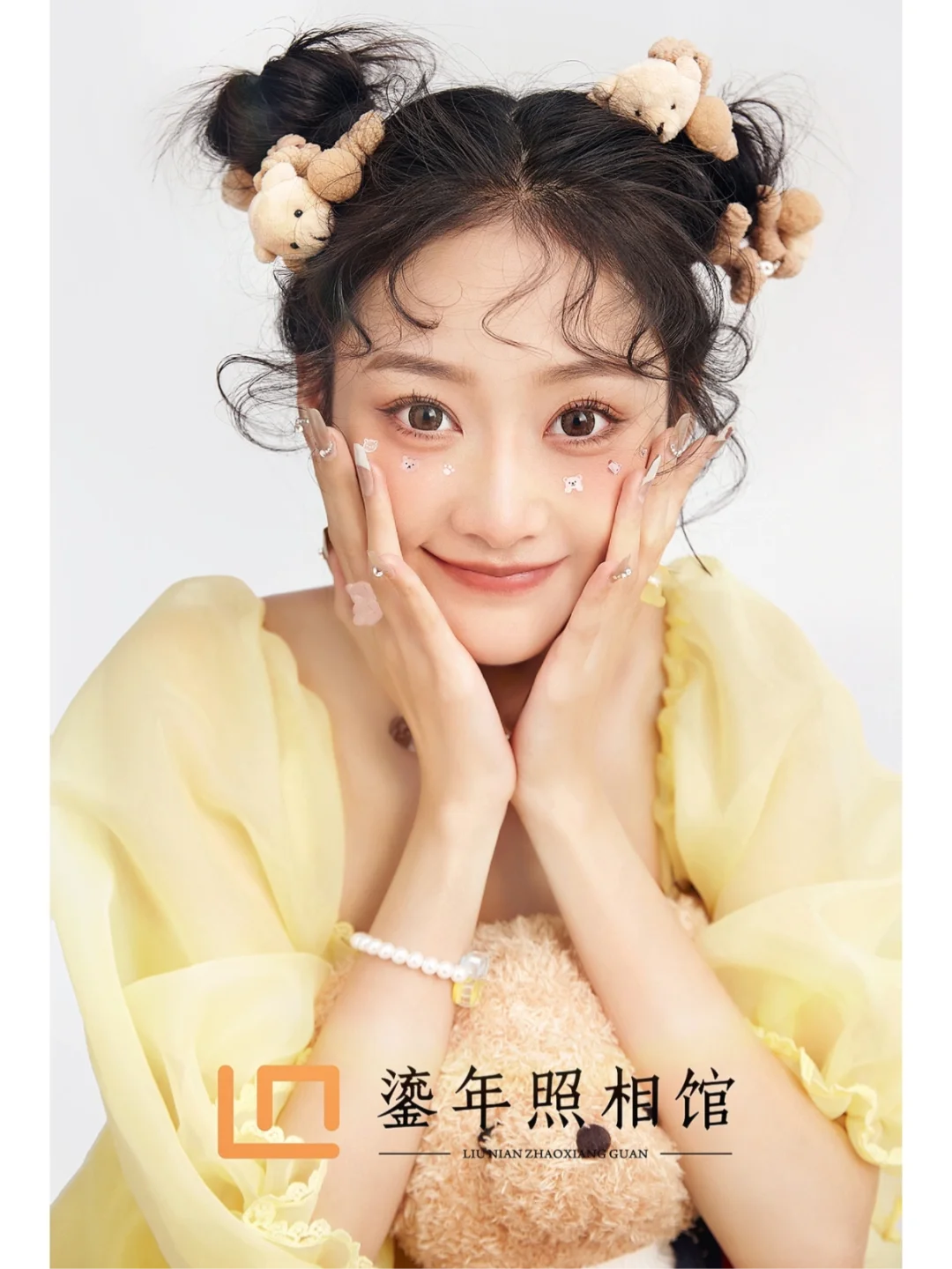 谁能抗拒可可爱爱的小熊｜可爱少女写真