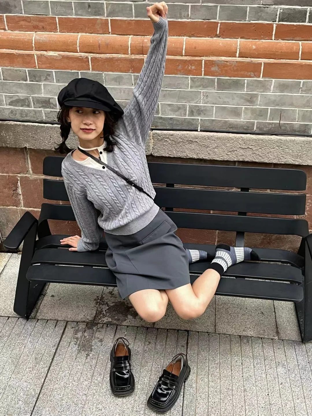 又是美女配美袜的一天