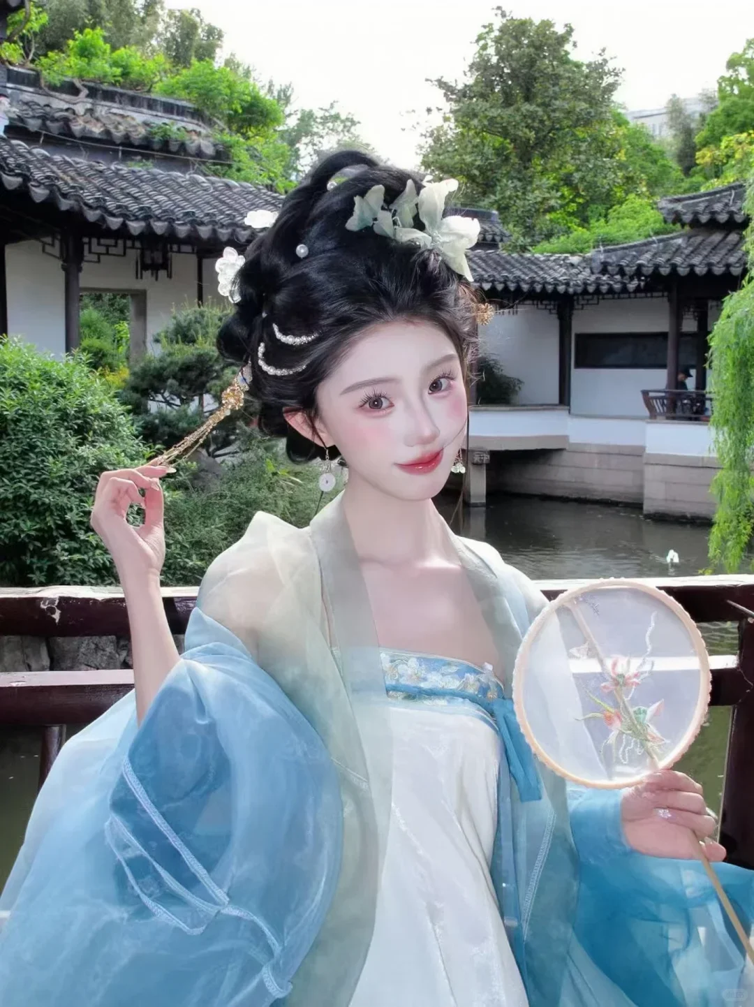 是你心目中的清冷风女主吗？