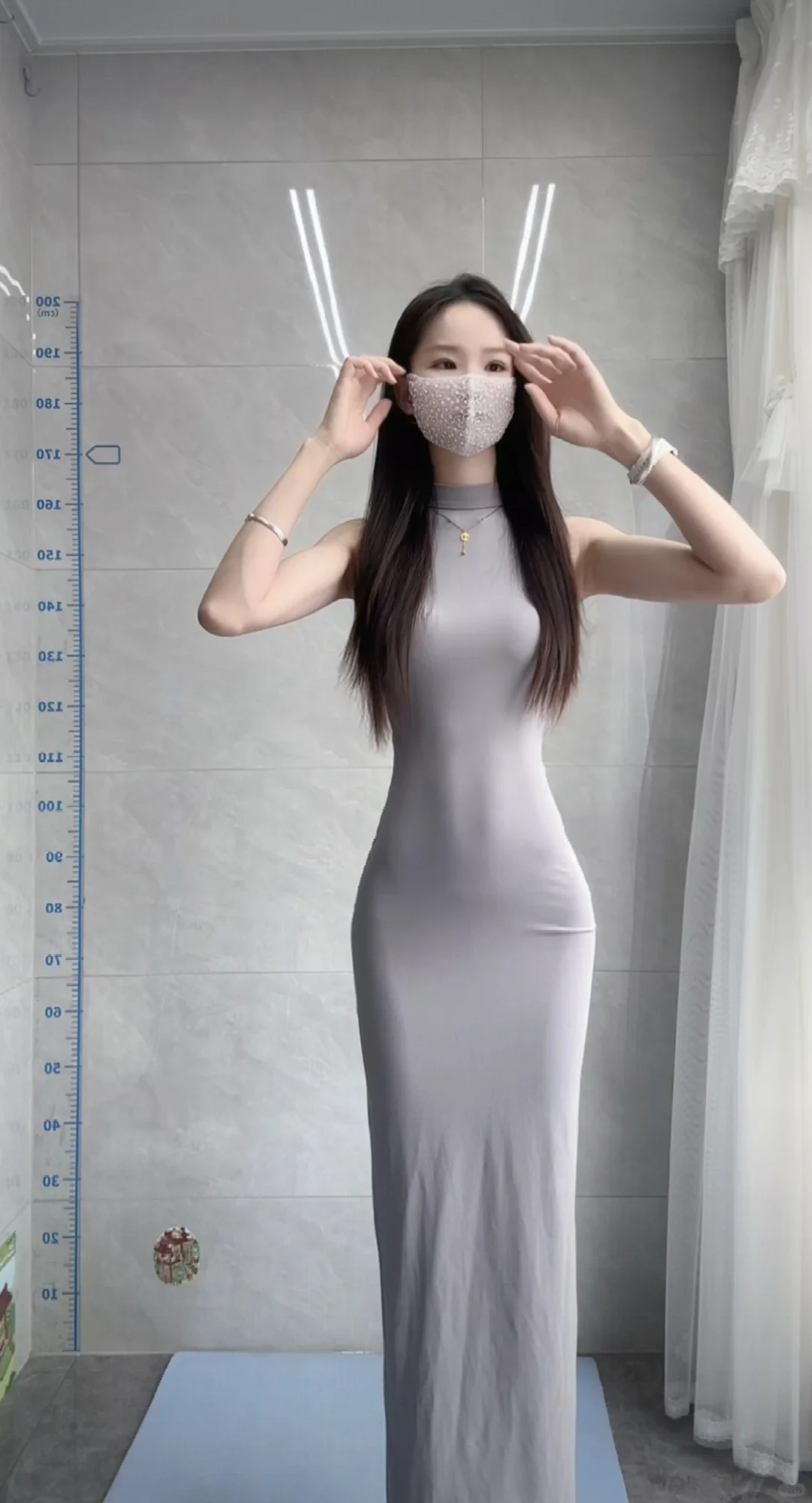 身材绝绝子的主播，这小腹肌，爱了爱了