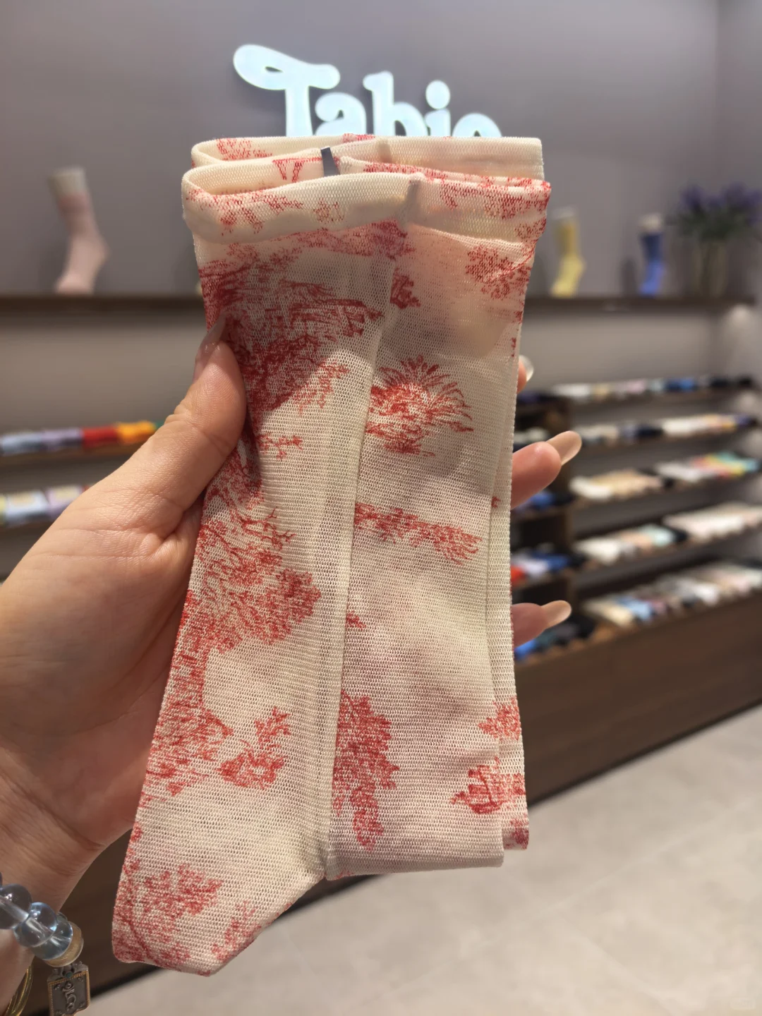 今天被一条袜子美到了！水墨画