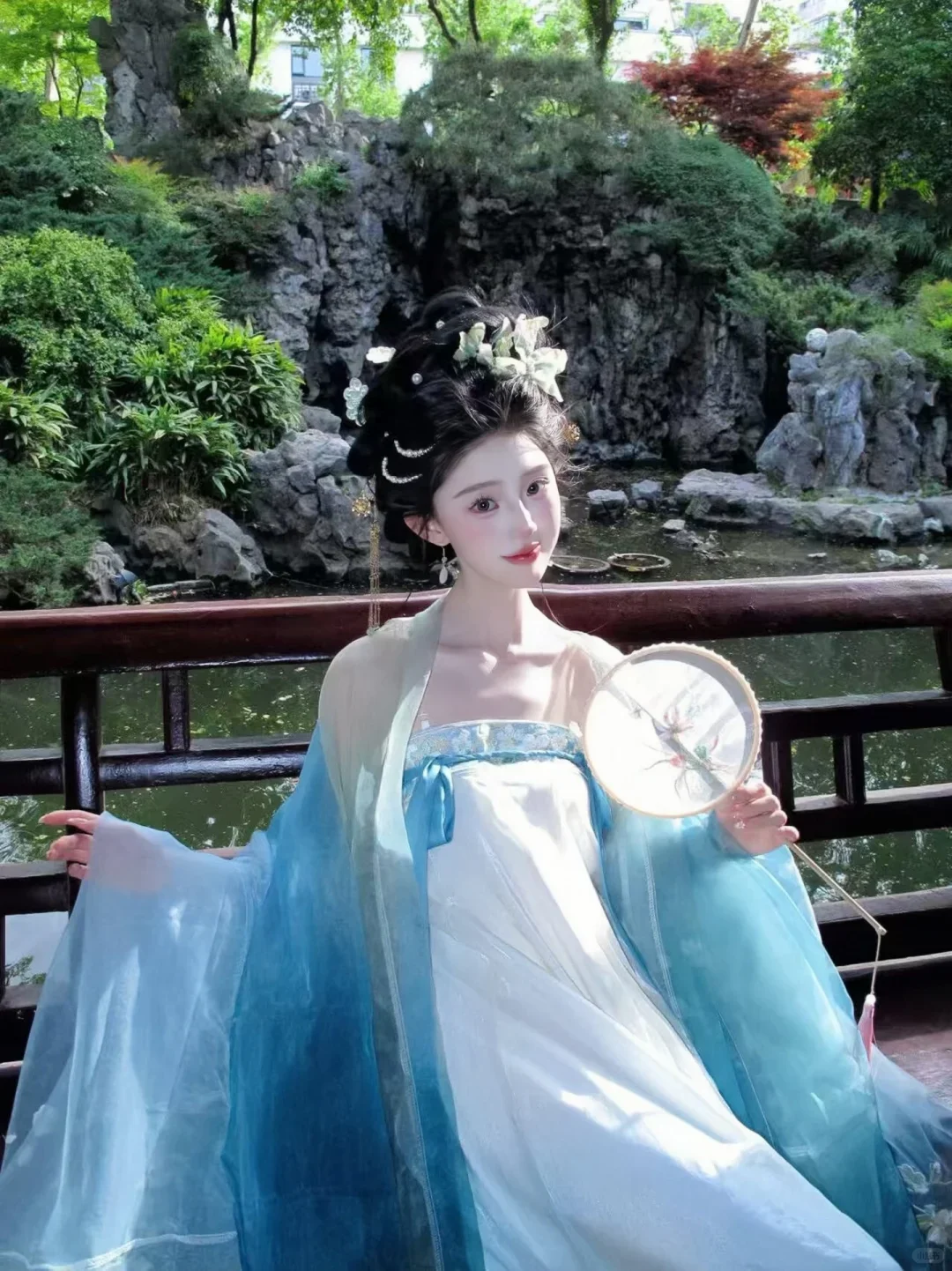 是你心目中的清冷风女主吗？