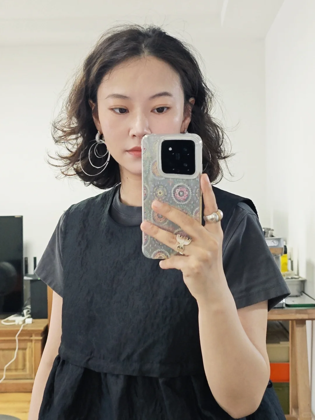 袜子博主穿黑色