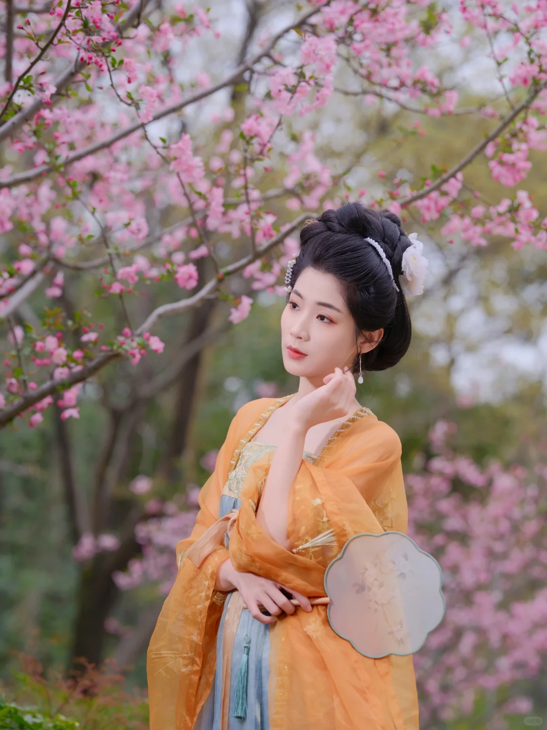 挑战天气的古装