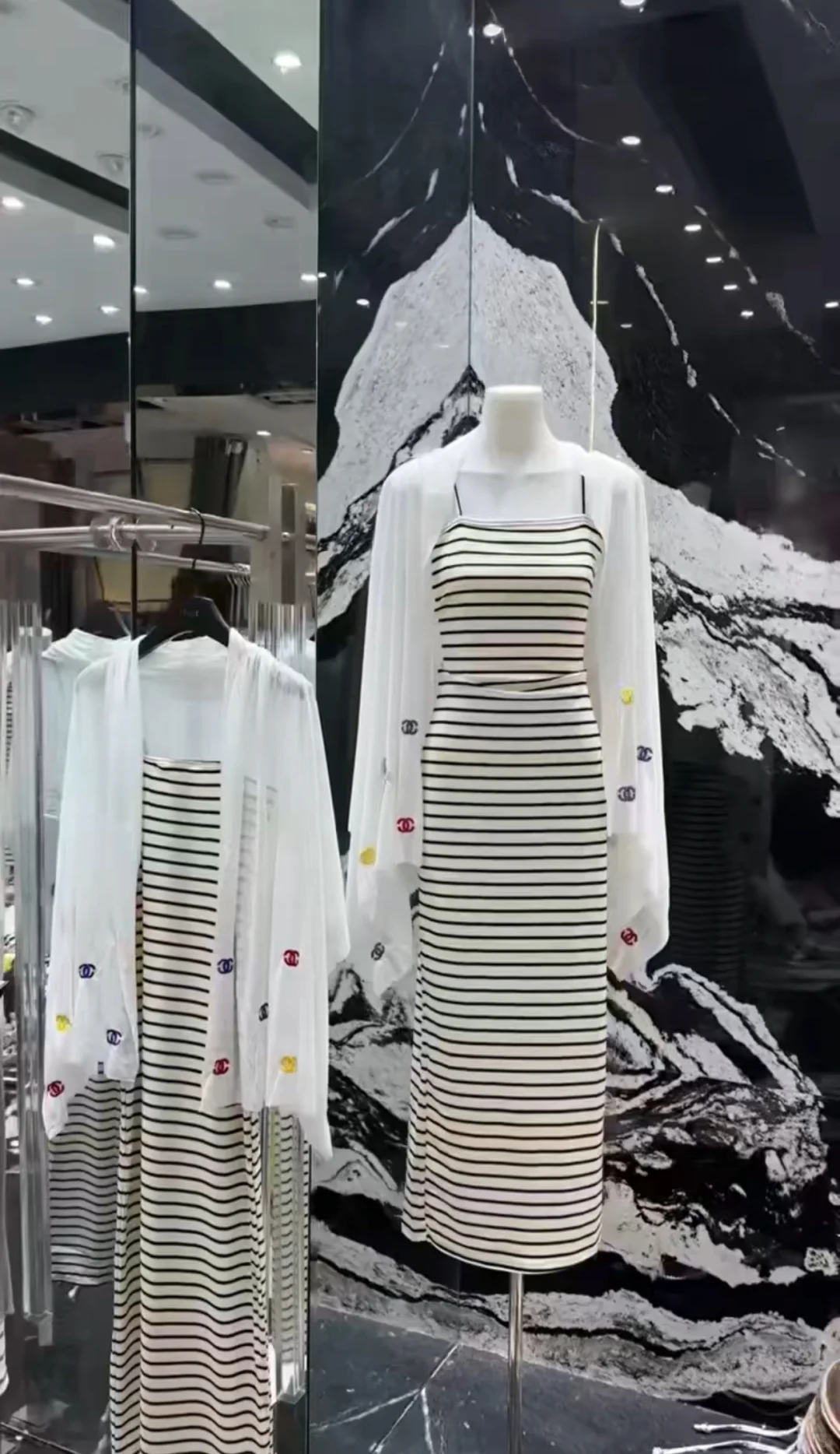 怎么会有这么好看的裙子！