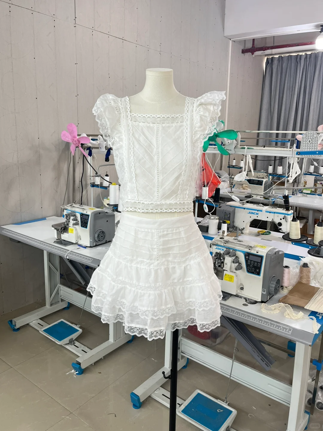 Labelleblanc🇰🇷韩女蕾丝裙到啦 要做吗
