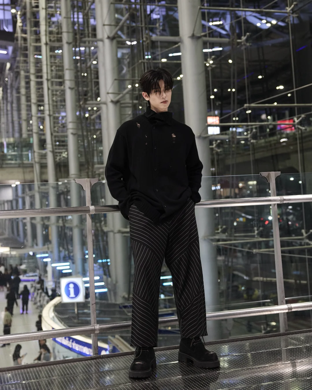 TMK飞巴黎的机场OOTD