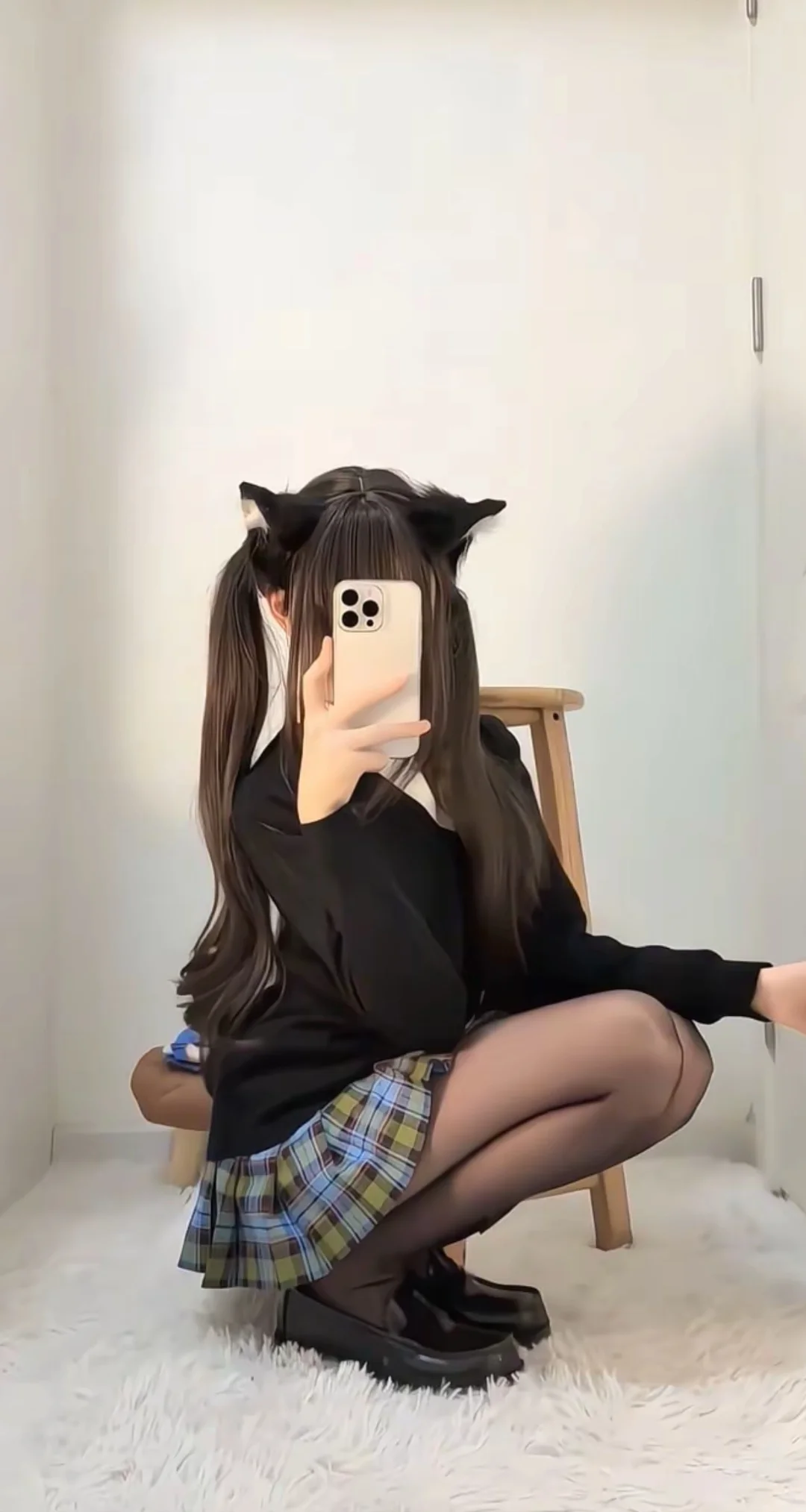 00后女萝莉一枚，在线蹲摄影师🎥，不互勉