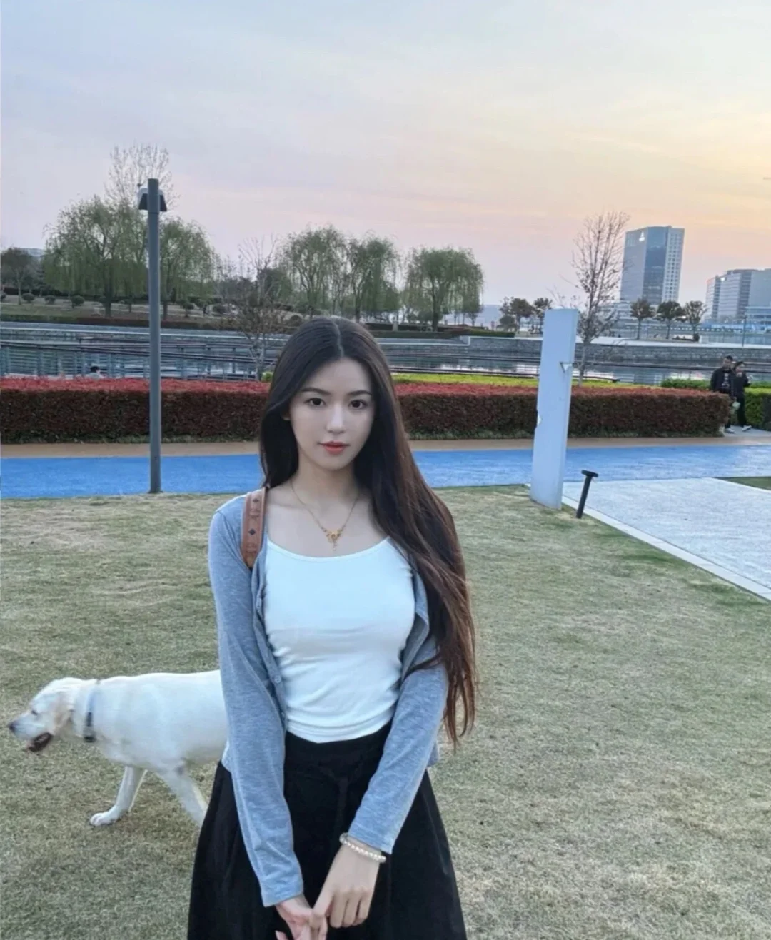 本人更好看 乖乖女