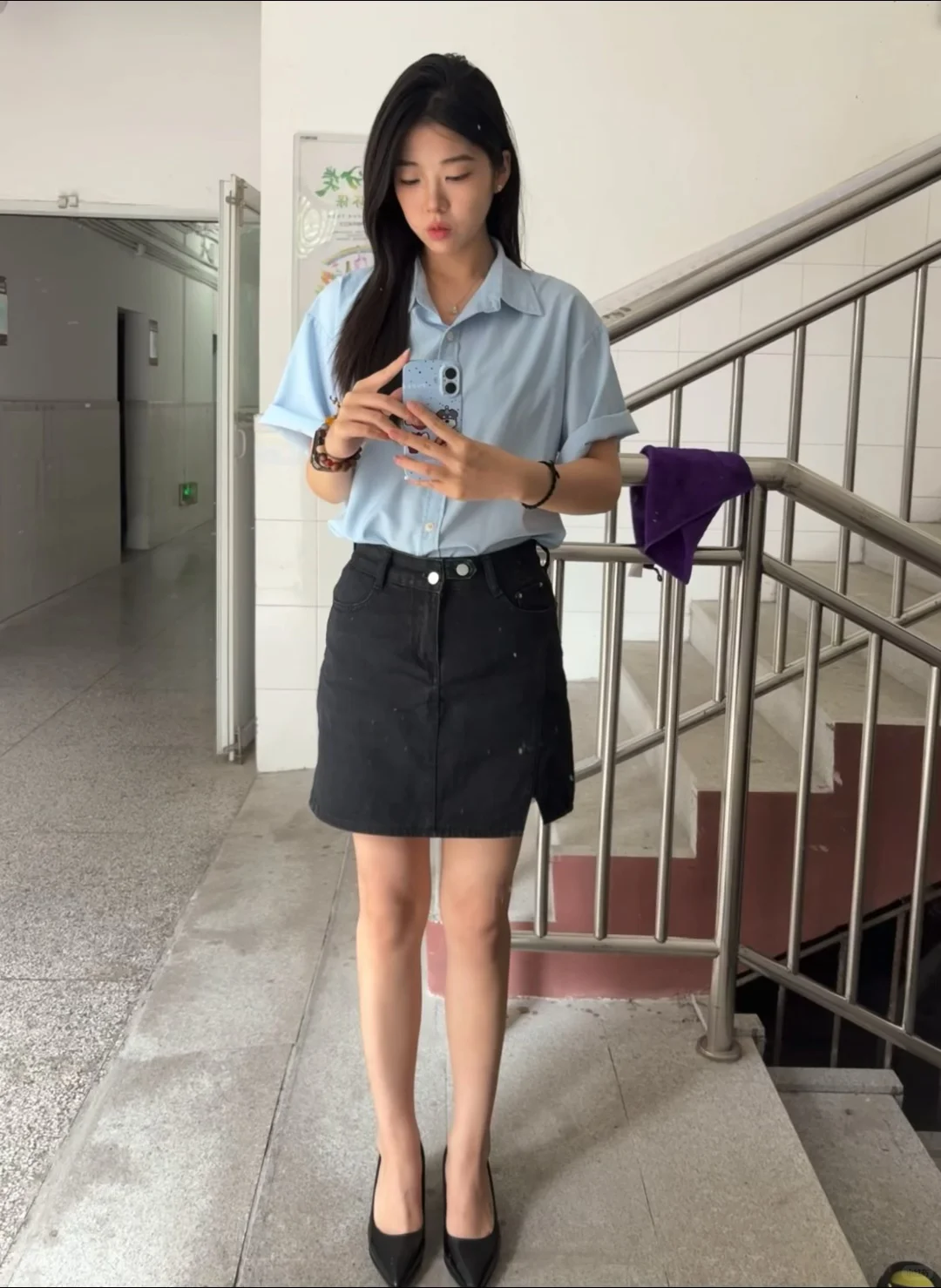 女大学生的第一双高跟鞋👠