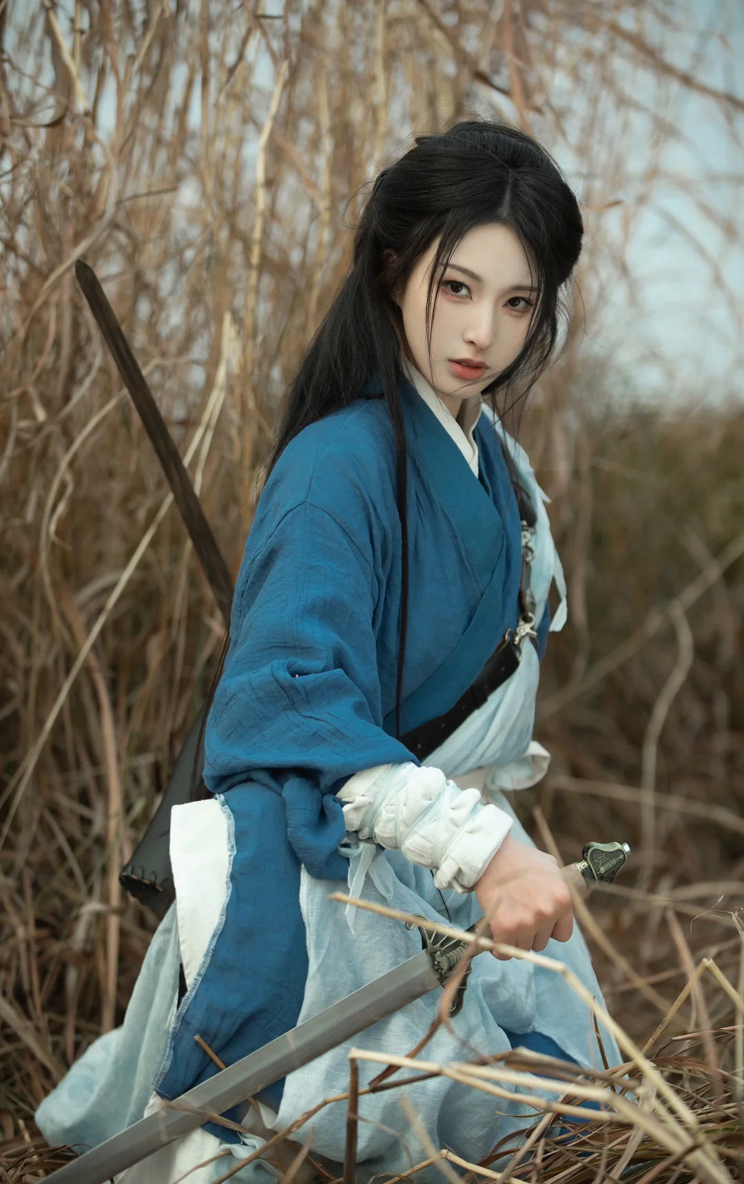 阿娘从小就教我 女子当如竹不折如剑不阿