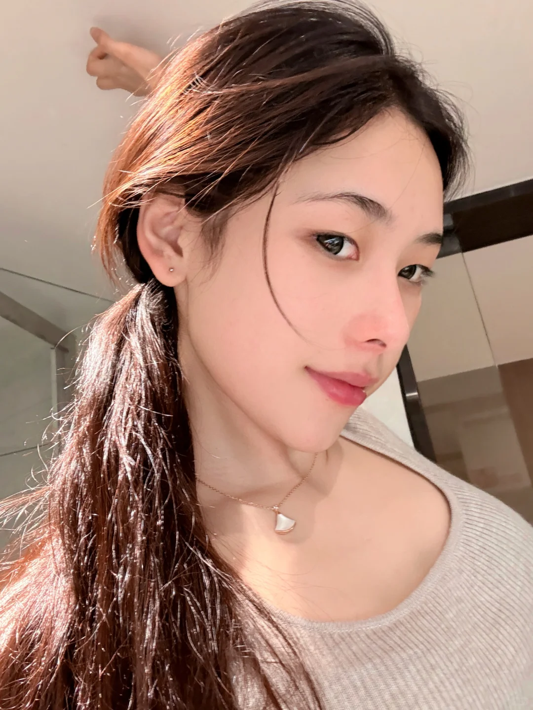 04女大|甜妹我的小翘鼻好看嘛