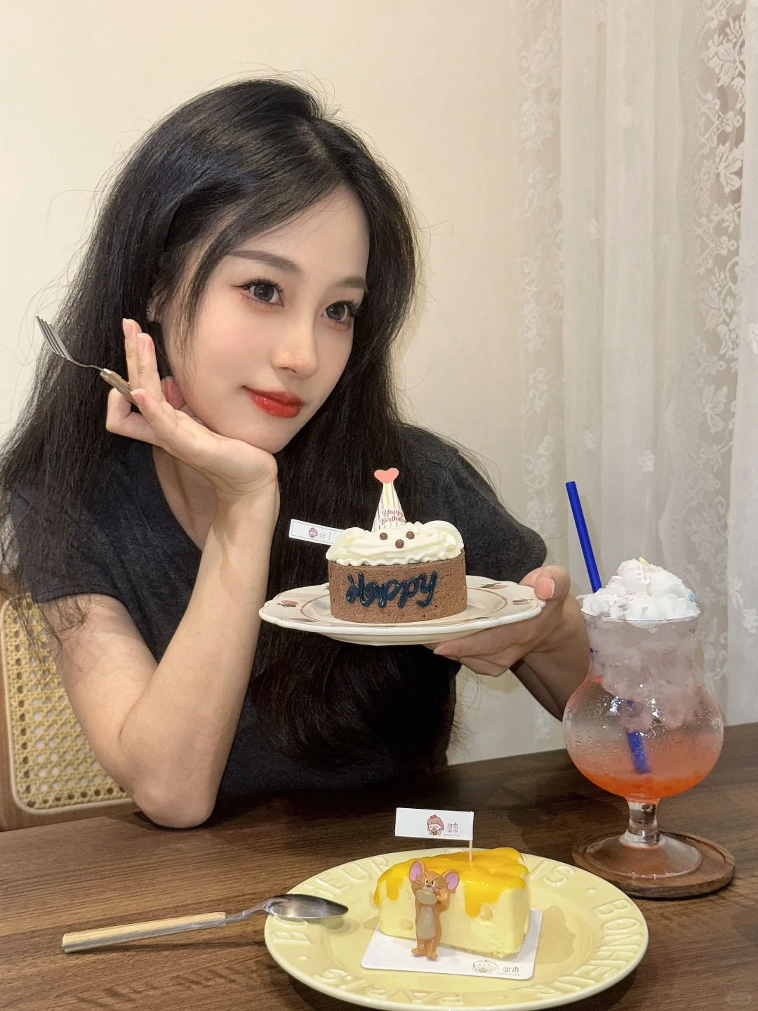 只是吃吃吃也可以拍出好看照片