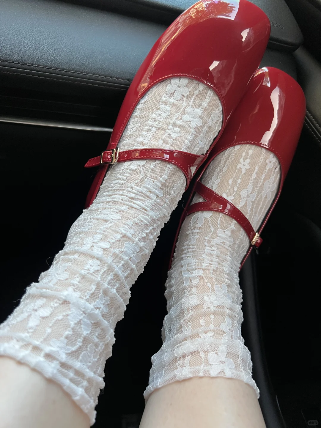 有谁可以拒绝白色蕾丝❗️太…美了叭！