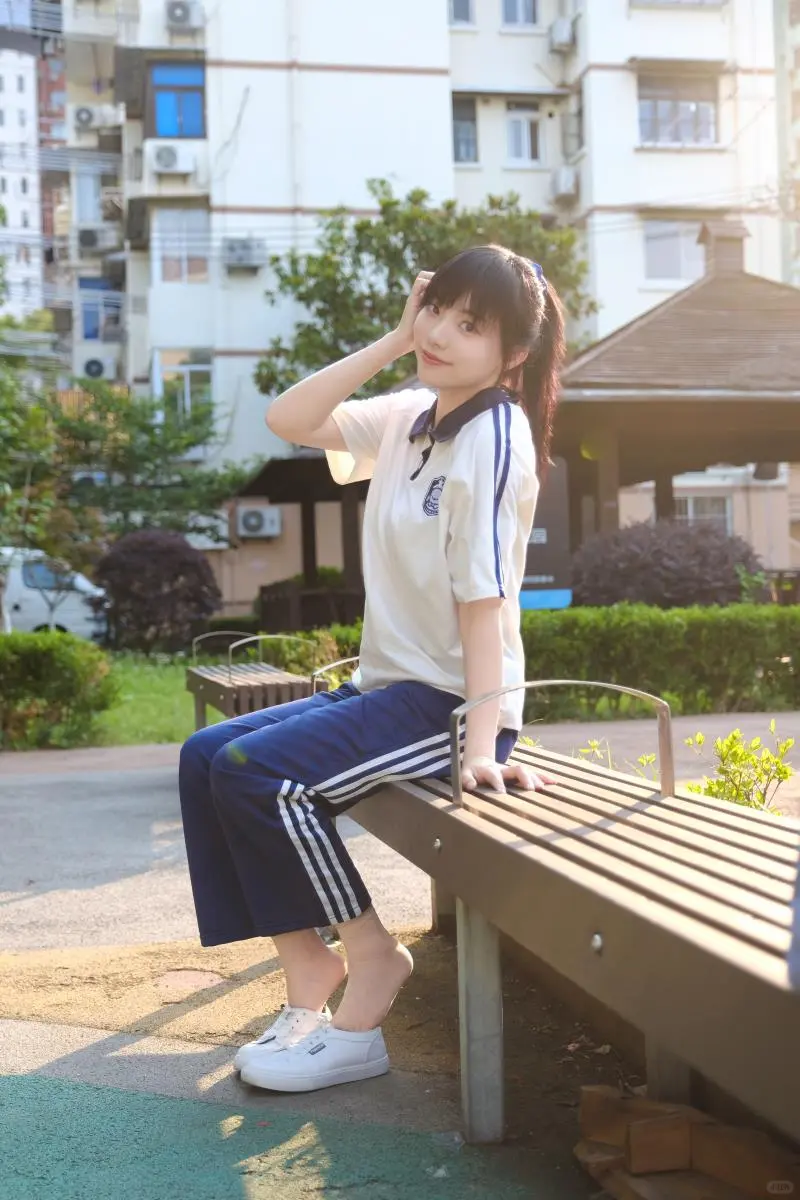 No.001 大象滑梯与可爱学妹【40P】