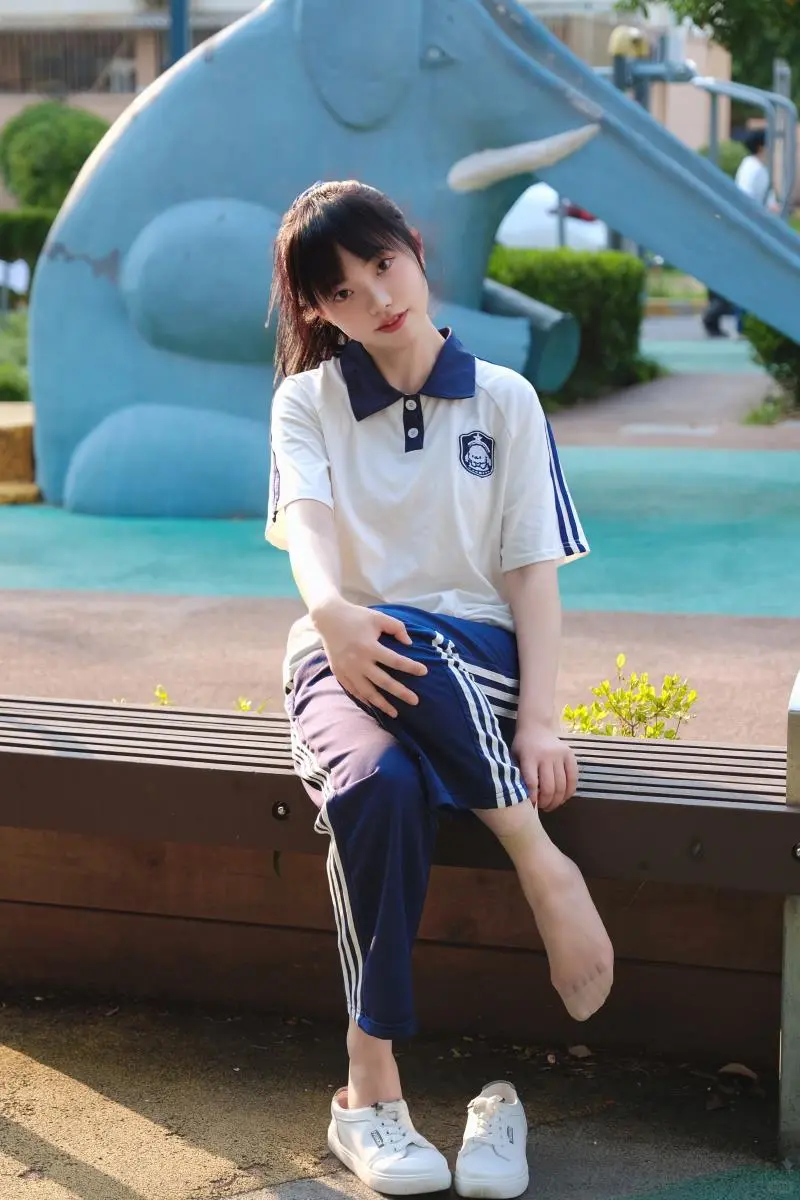 No.001 大象滑梯与可爱学妹【40P】