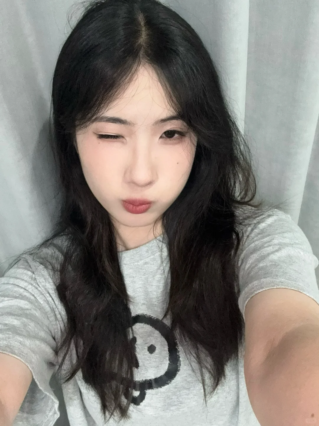 ◔.̮◔