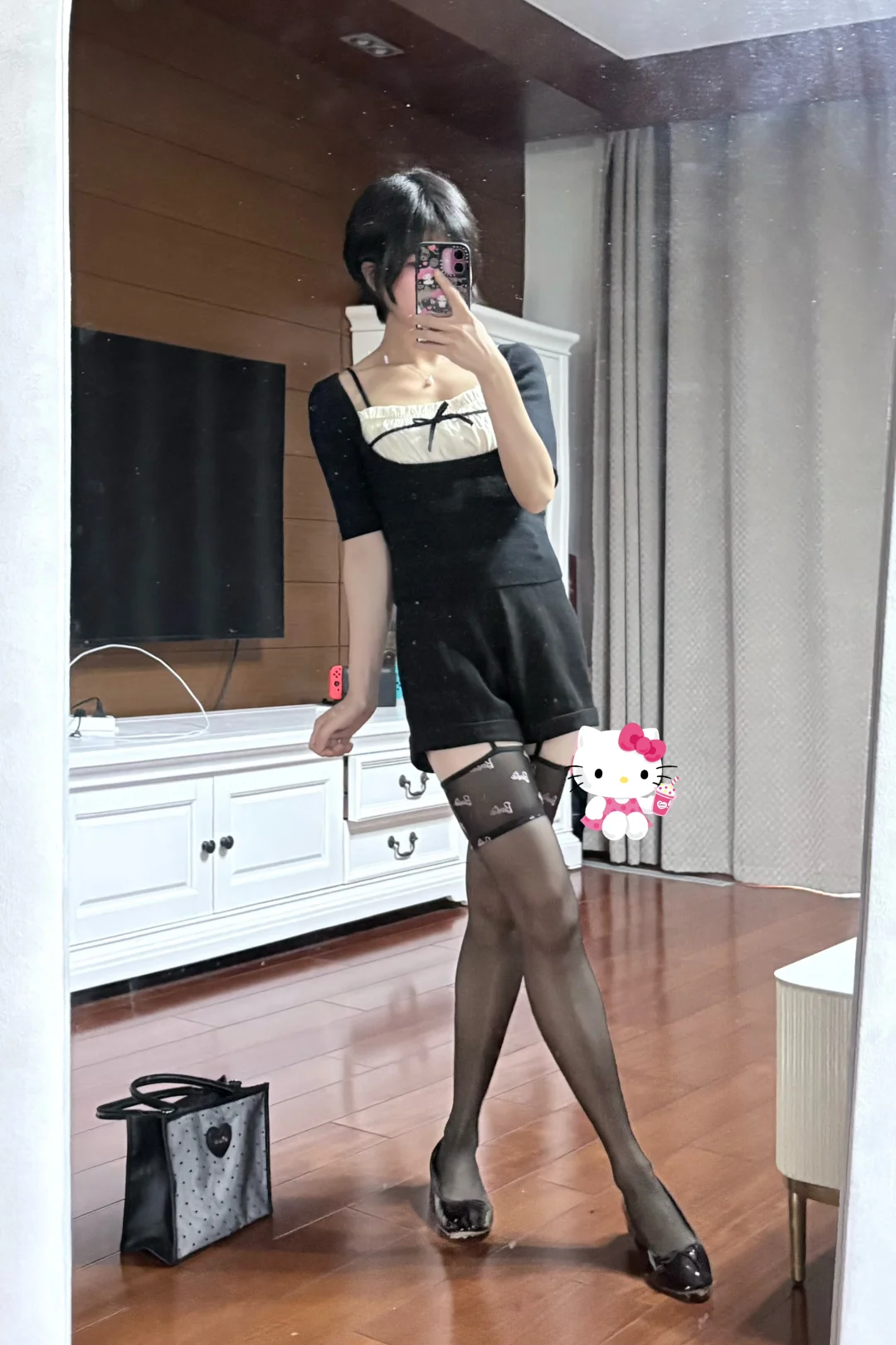 姐姐的吊带袜+黑丝特别萌