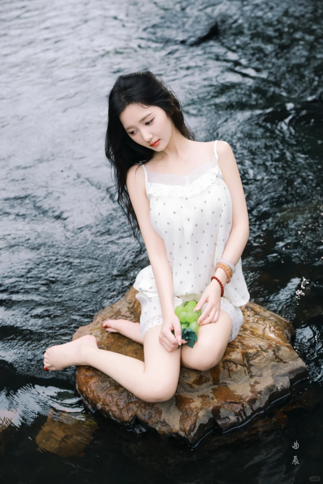 我在小姐姐的眼神里，看到了一个心动的大叔