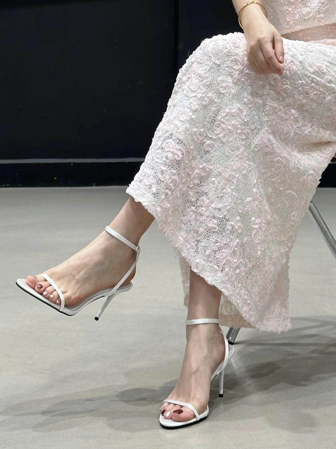 小辣月 这种高跟鞋太美了！👠✨