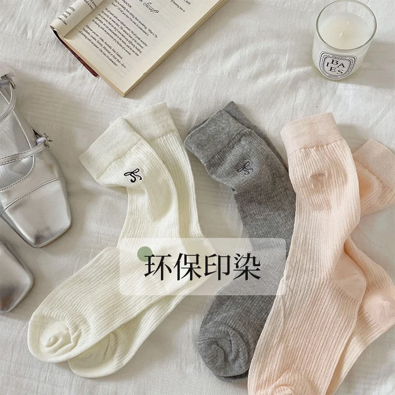 夏天也要美美地穿袜子～
