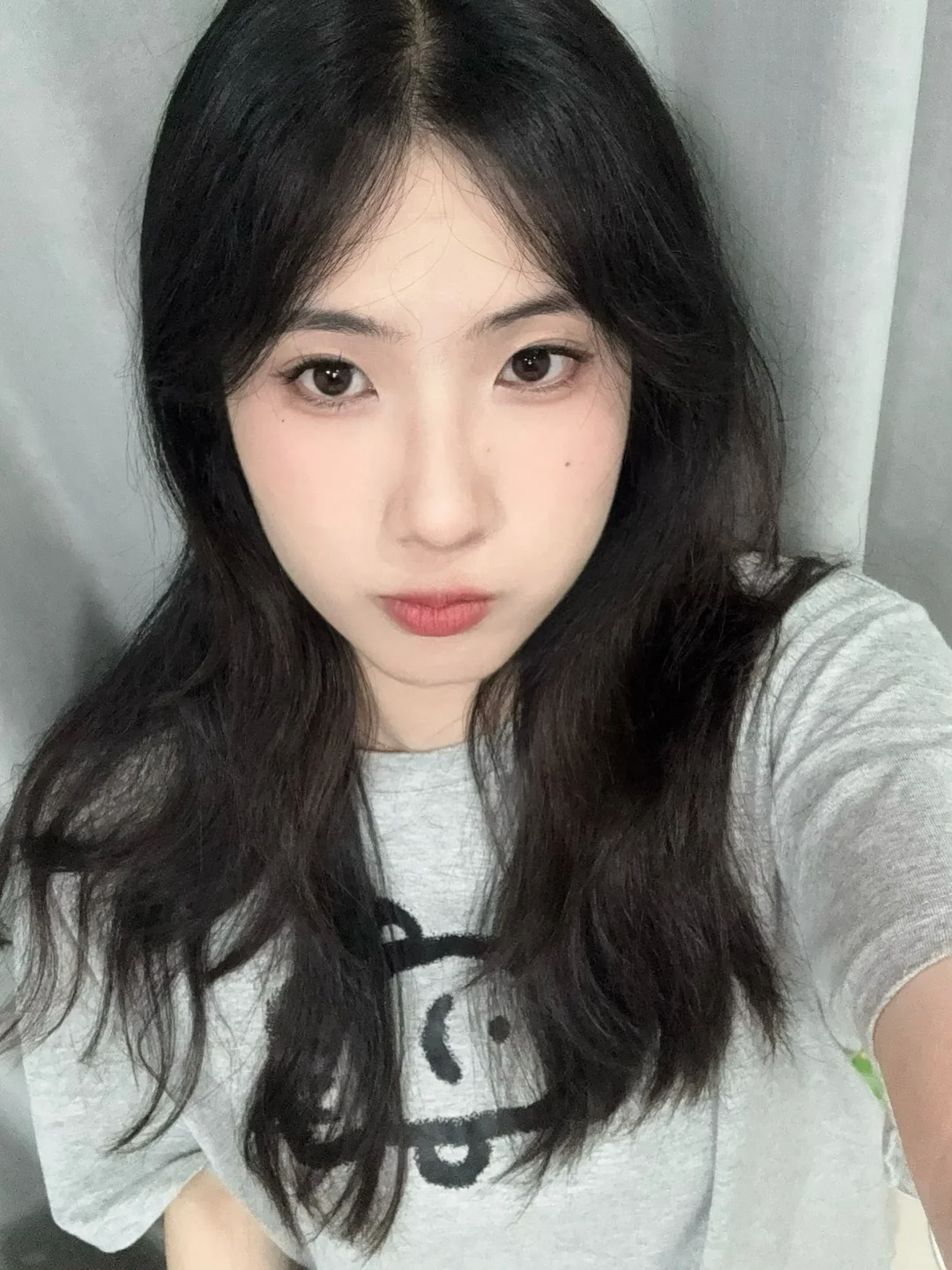 ◔.̮◔