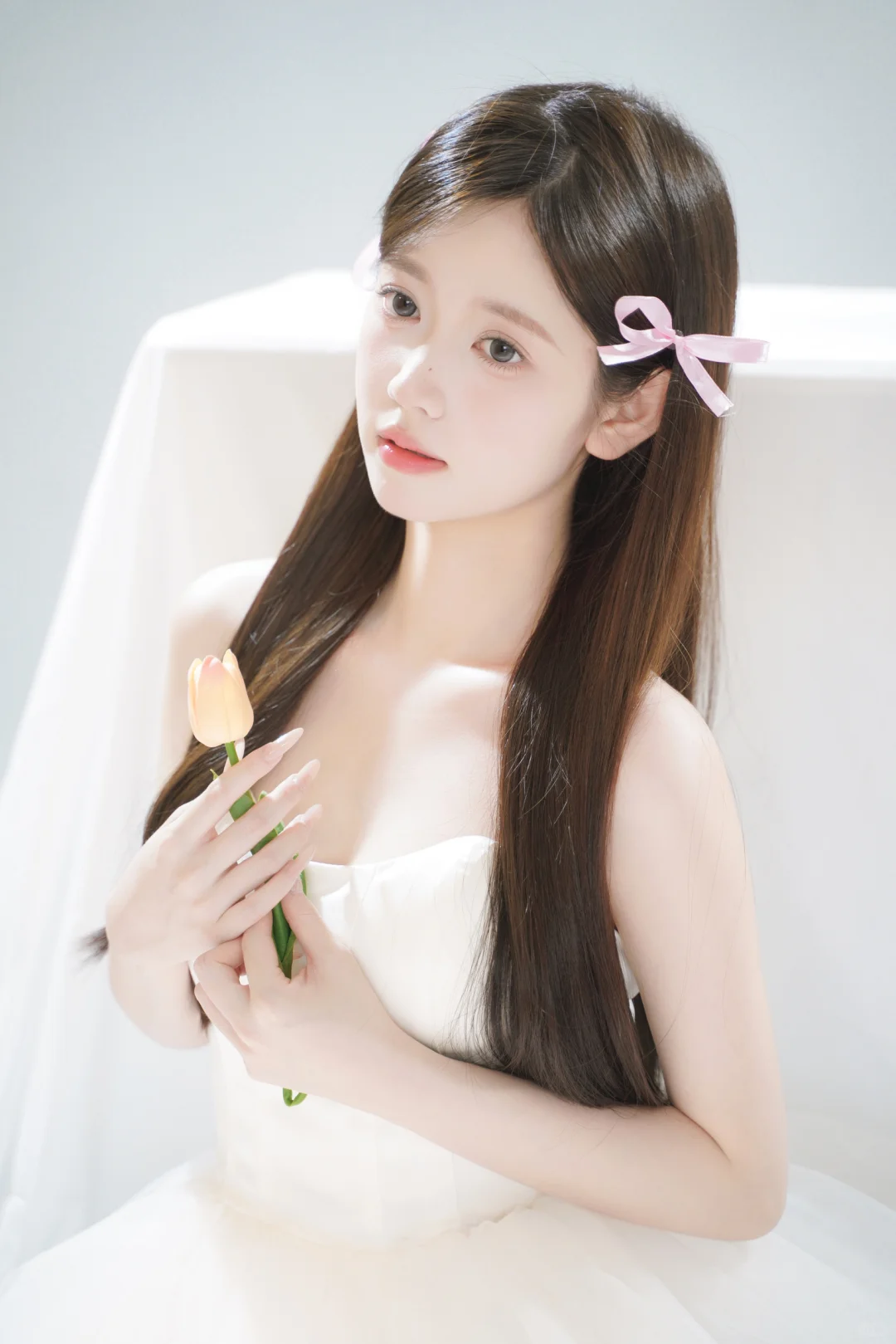 美得毫不费力🌷韩系轻氧感纯欲少女婚纱