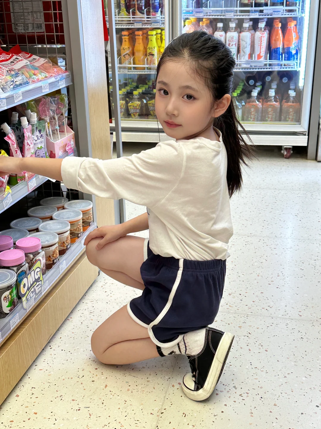 天呐，怎么会有这么可爱的女孩子👧🏻