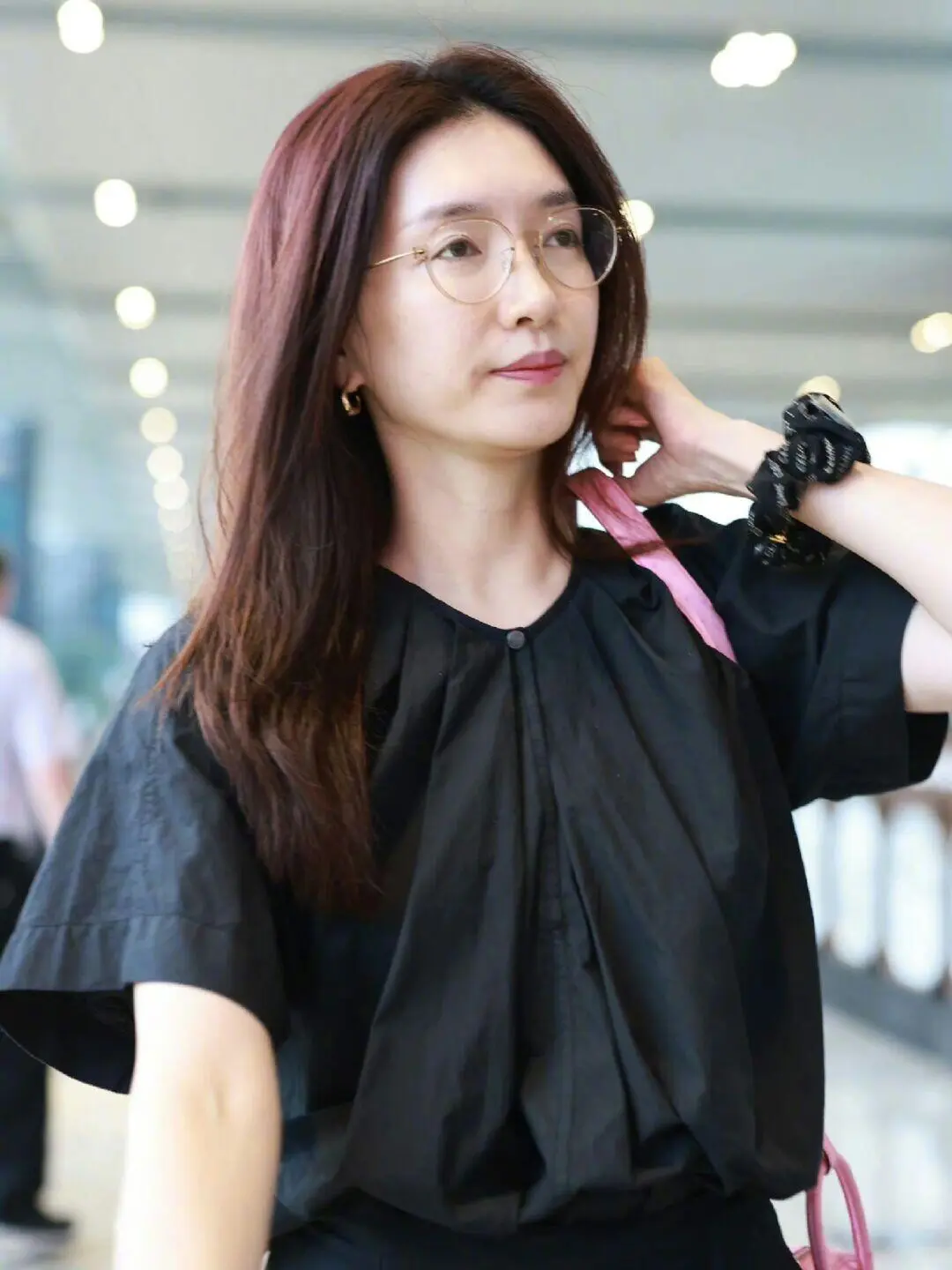 这颜值在路上都得被多看两眼吧...
