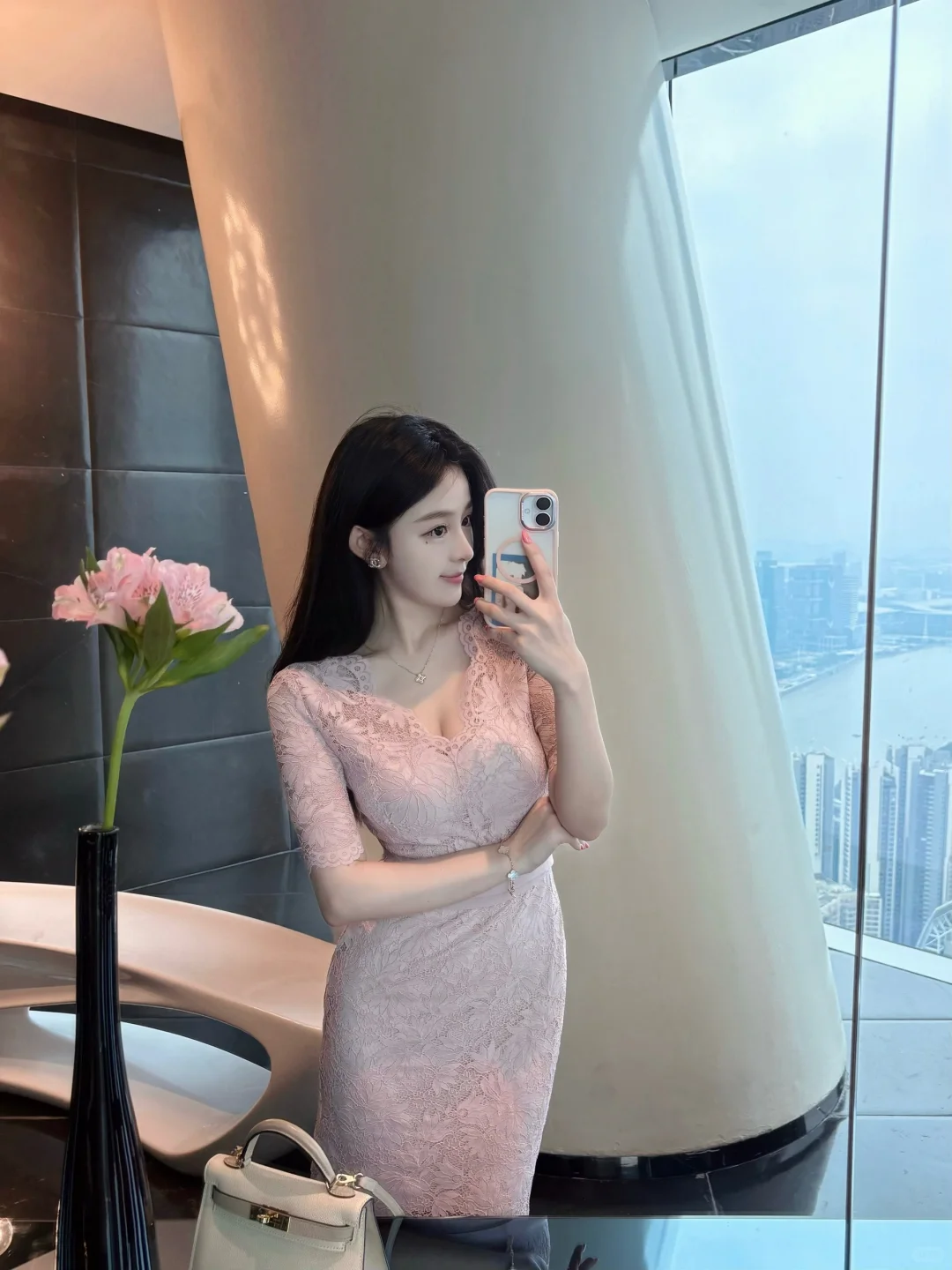 住在隔壁的大姐姐