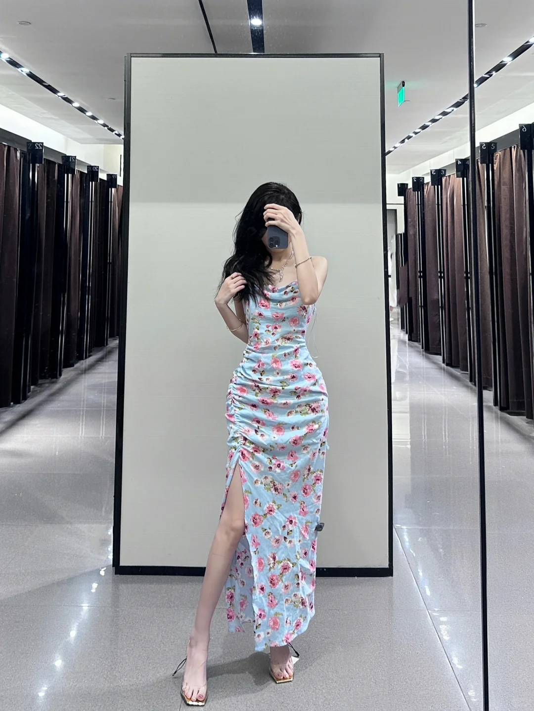 Zara你别太离谱了…好多漂亮裙子合集！