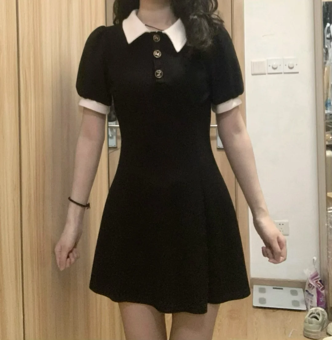 夏天怎么能少得了小黑裙～