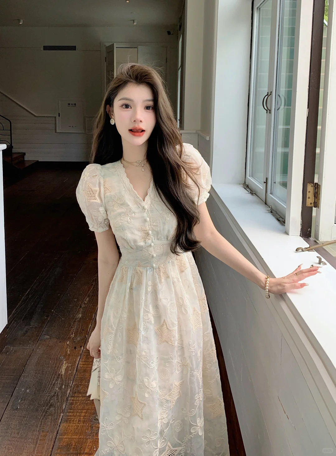 左滑 看我穿上三条美丽裙子1.0