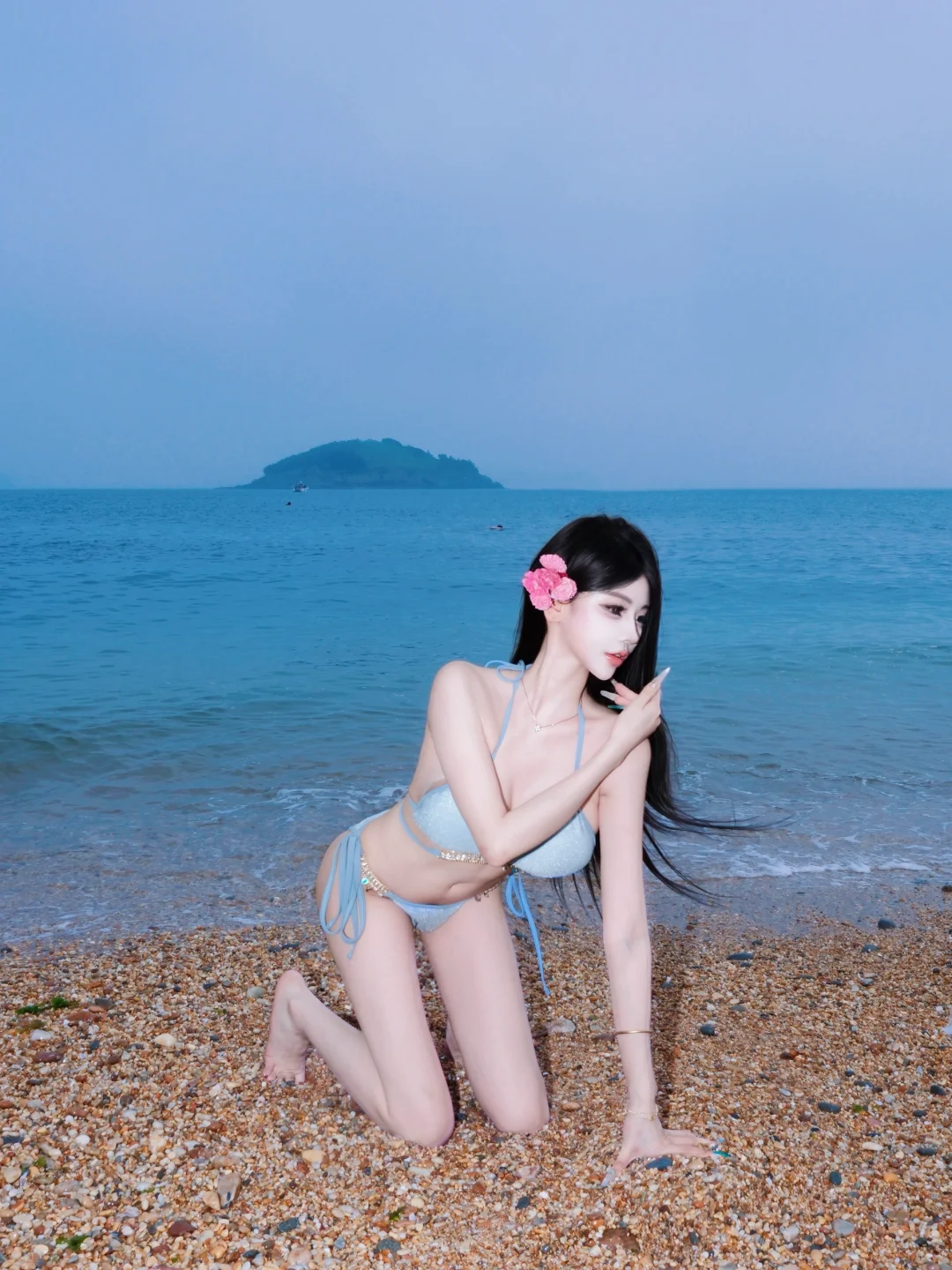 海边泳装穿搭无不良引导 正常穿搭