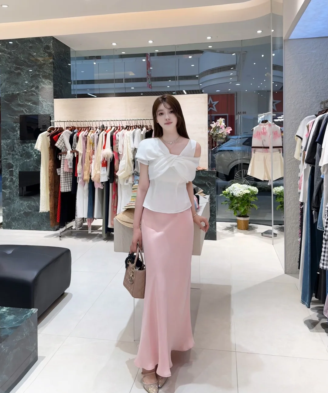 今天是小时候喜欢的优雅女人💄💋