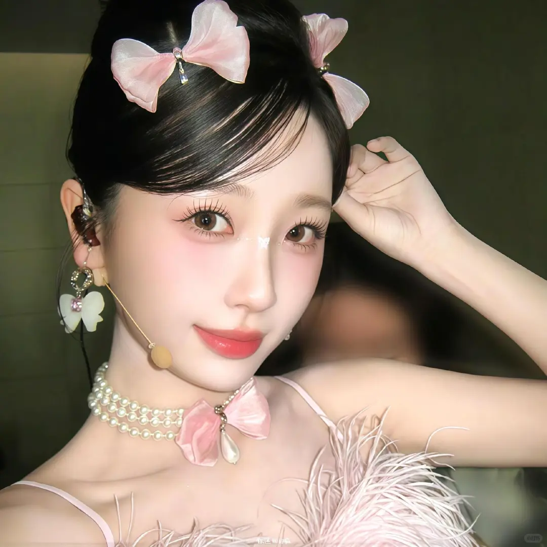 虞书欣〡18张头像壁纸清新甜美少女氛围纯欲