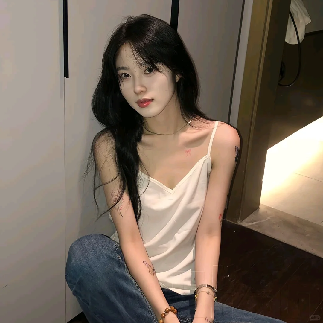 𝙒𝙚𝘾𝙝𝙖𝙩绝美女生头像