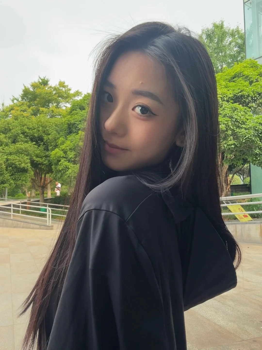好爱这个侧脸