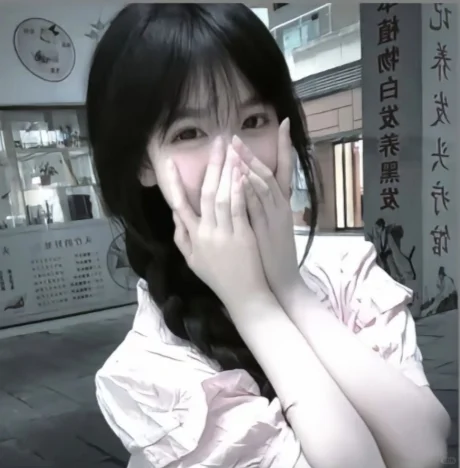 言笑只倩