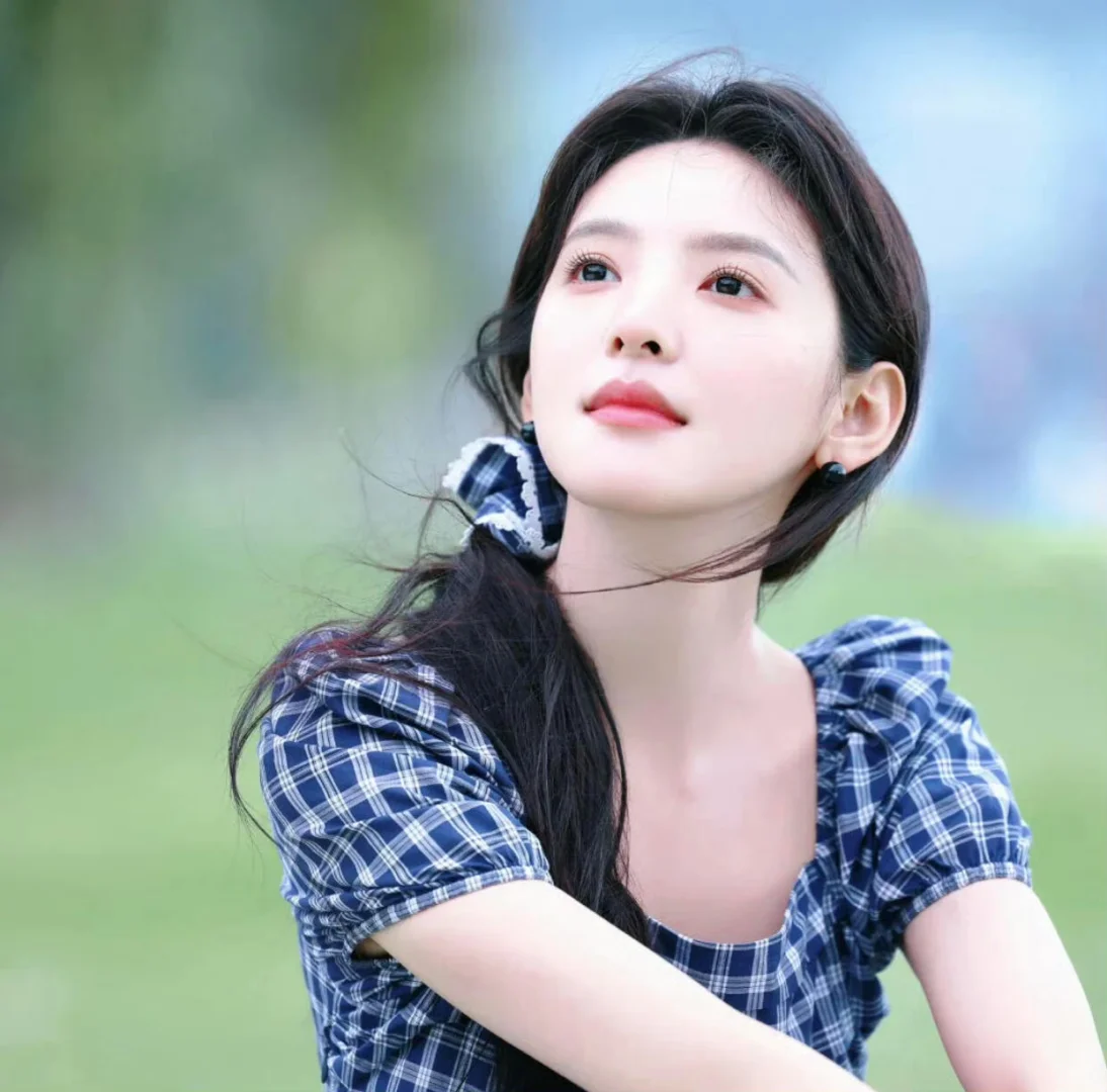 章若楠〡手机壁纸美女可爱甜妹纯欲头像清新