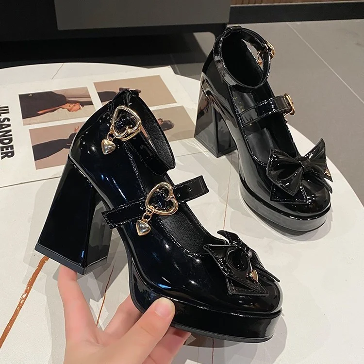 🌟洛丽塔高跟鞋，😍35-43 码，都能穿
