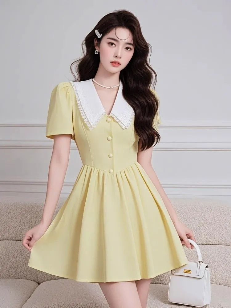 谁懂！这12条小礼服承包了我全年的美丽