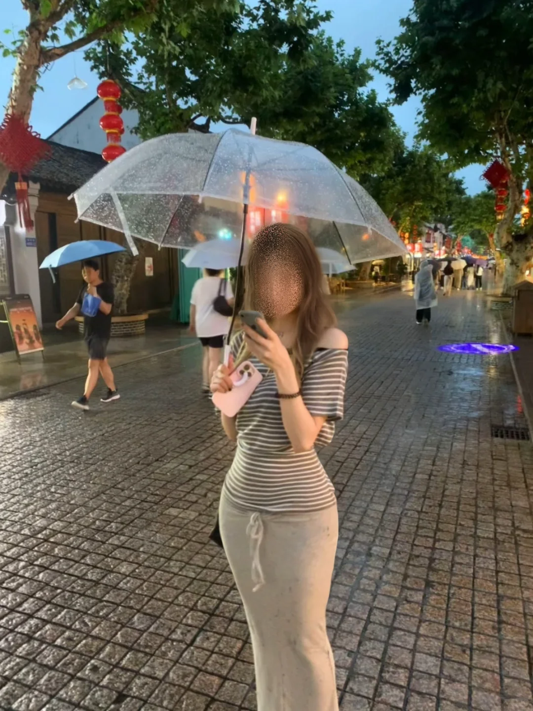 宝宝们衣服自取超显身材～
